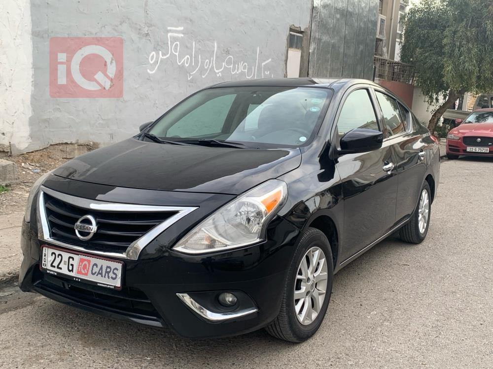 نيسان فيرسا